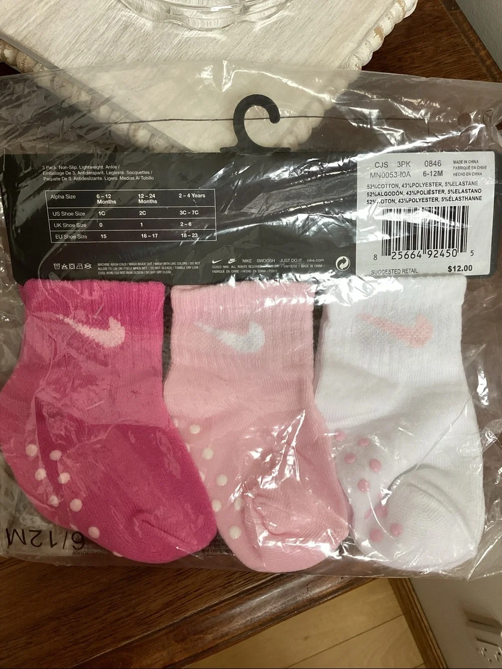 Nike Baby nonslip Grip Socks Set of 3. Pink, new with tags. Girls 6-12 months
